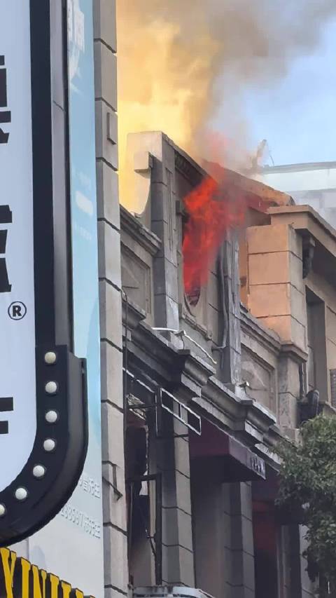 重庆一步行街突发爆炸谣言揭秘，真相与应对策略