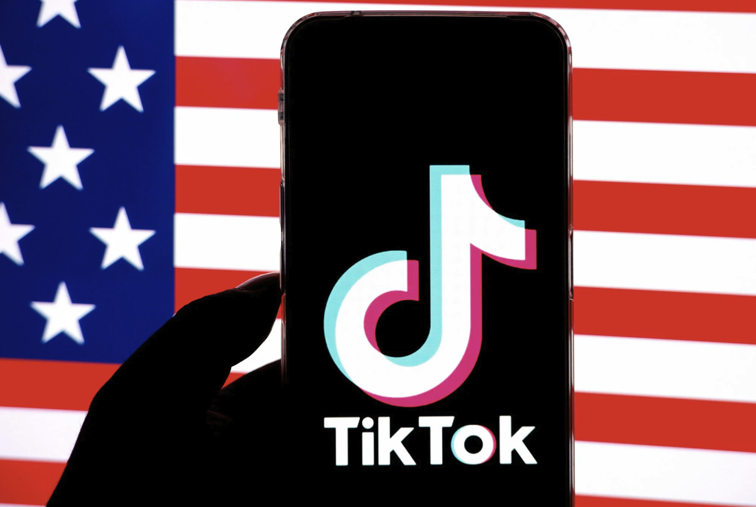 TikTok与小红书，美国网友的战场变迁之路