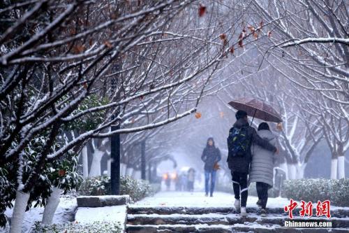 今冬最强雨雪来袭，大范围雨雪天气席卷全国