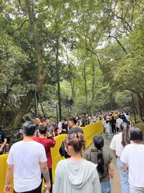 杭州灵隐寺，禅意世界的宁静之地